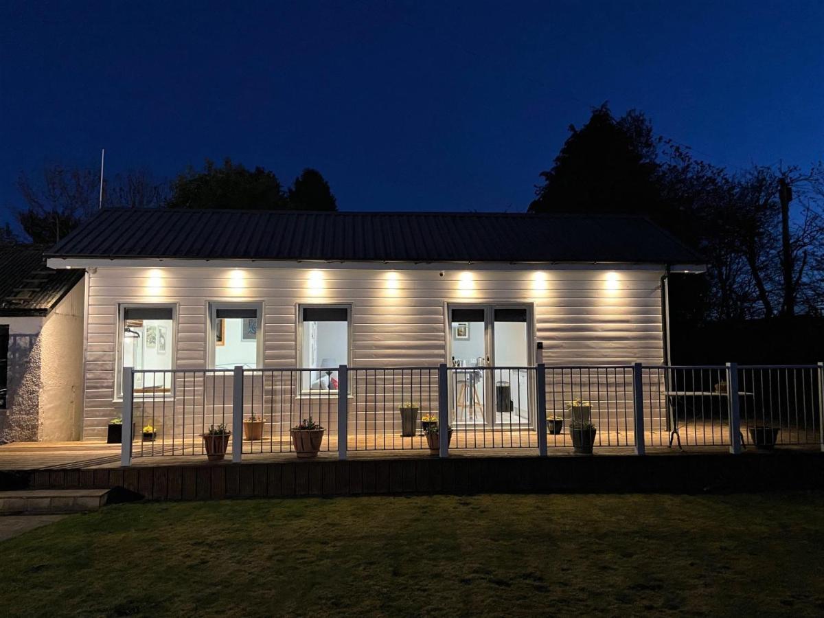 Chalet On The Green - Self Contained With Parking. Inshes Εξωτερικό φωτογραφία